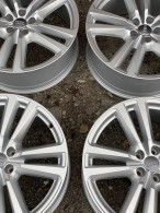 Original Wheels&Tires A4MO601025G S