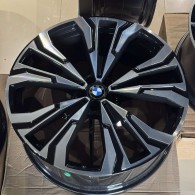 Replica B7X7 GLOSS_BLACK_MACHINED_FACE